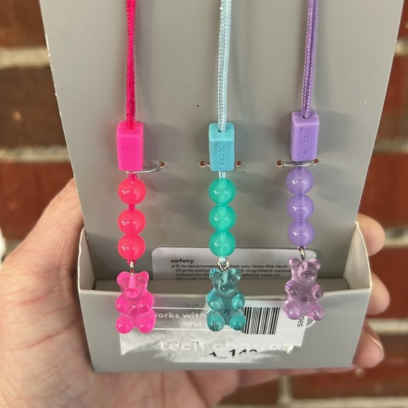 ✨BNWT - Cell Phone and Tech Charms 3pk Pink/Purple/ Blue - heyday Gummy Bears✨ - Picture 5 of 5